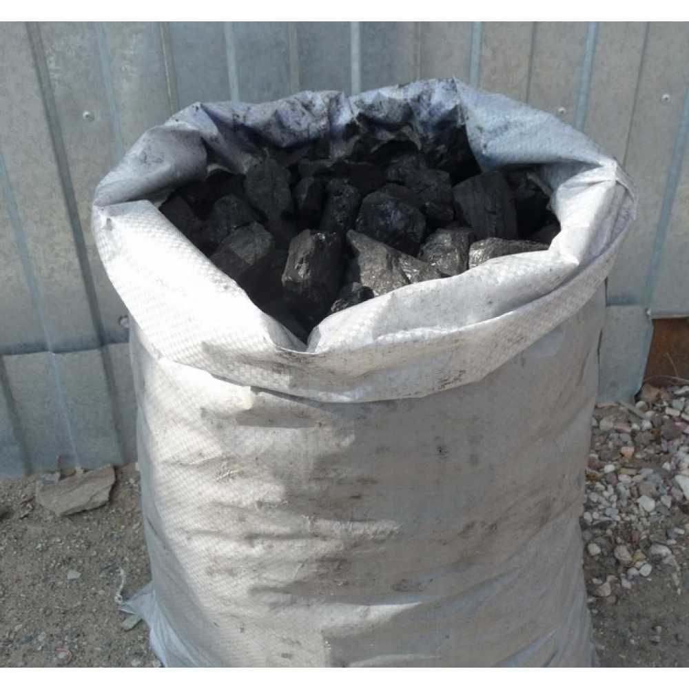 Купить уголь в новосибирске с доставкой. Уголь ДПК 25 кг. Уголь в мешках 25 кг. Уголь каменный в мешках 25 кг. Уголь в мешках 30 кг.
